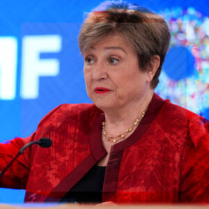 ARGENTINA ACORDÓ CON EL FMI Y ESPERA UN DESEMBOLSO DE MIL MILLONES DE DÓLARES