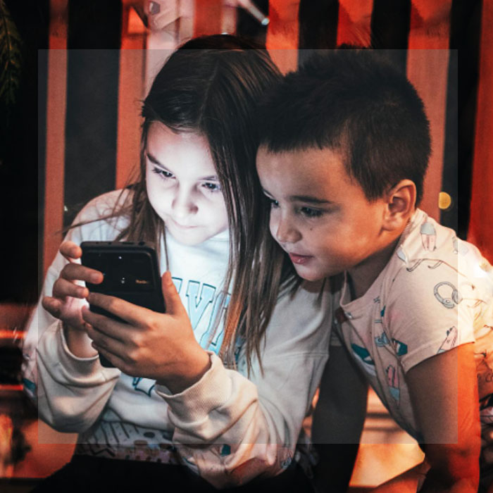 Grecia prohibirá las redes sociales a menores de 15 años y busca que la UE avance en la misma línea