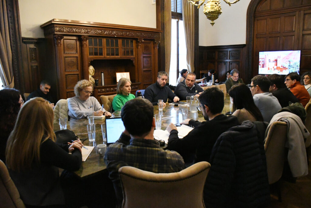 Cuidacoches: tercer encuentro de la mesa de trabajo