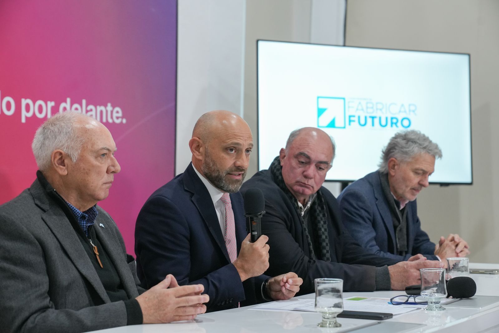 Puccini reivindicó el “modelo anticíclico” de Santa Fe como respuesta al escenario económico nacional