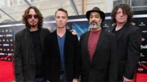 SOUNDGARDEN AVANZA, NUEVO DISCO