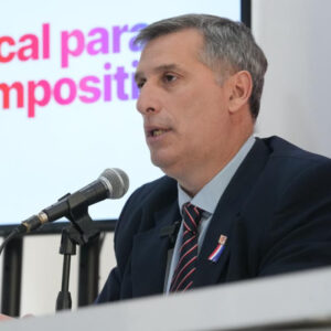 Pullaro lanza plan de alivio fiscal con hasta 36 cuotas para empresas y familias santafesinas