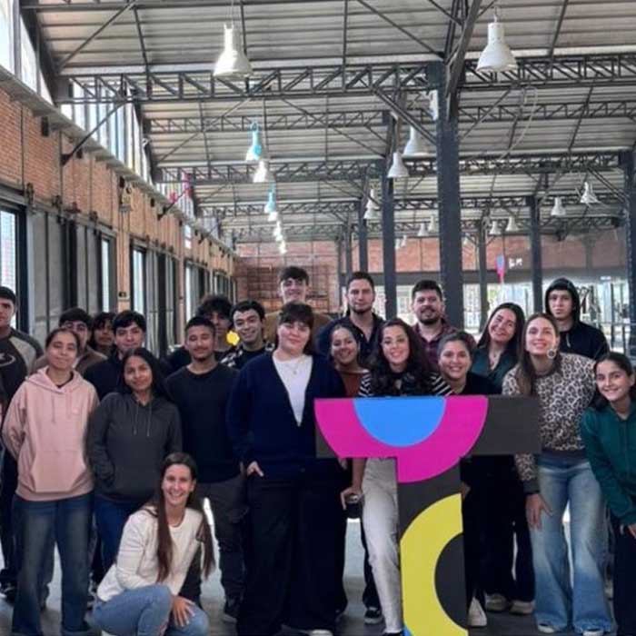 Jóvenes de la ciudad se capacitaron con tecnología utilizada por las empresas más innovadoras del mundo
