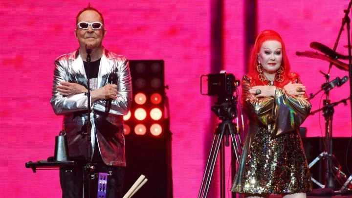 LOS B-52’S ESCAPAN DE TORNADO