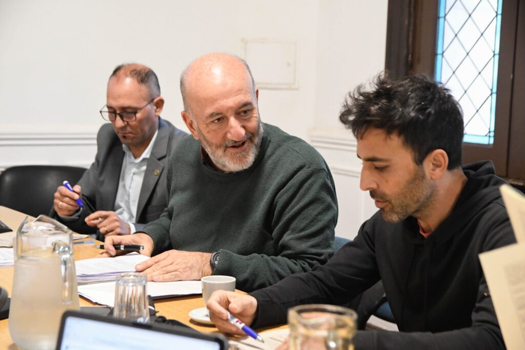 Colocación de tanque cisterna comunitario