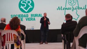 Riesgo hídrico: con 8 ofertas, la gestión de Pullaro licitó la limpieza de 9 canales troncales de los departamentos Vera, 9 de Julio y San Justo