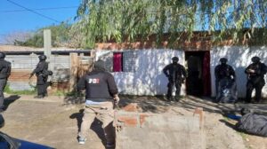 Santa Fe y Santo Tomé: tres detenidos por microtráfico y el secuestro de cocaína, marihuana y una sustancia reactiva para anfetamina