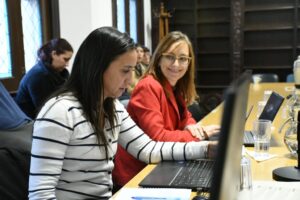 Alfabetización digital juvenil