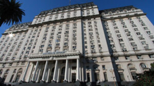El Ministerio de Defensa incorpora el Suplemento por Título para fortalecer la profesionalización de las Fuerzas Armadas