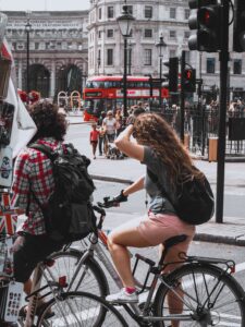 Londres afectada por la ola de calor impulsa los llamados a una acción más rápida