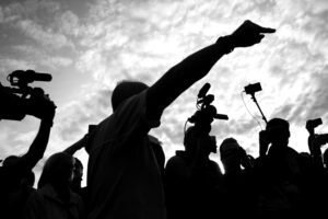 El Reino Unido prohíbe la entrada a los comentaristas de izquierda
