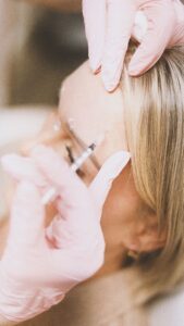 El Nuevo Lujo es Invisible: La Belleza Natural como Paradigma de la Medicina Estética
