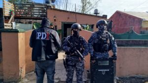 Funes y Roldán: dos detenidos y secuestro de drogas en 11 allanamientos por microtráfico