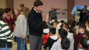 Pullaro: “Estamos trabajando muchísimo para fortalecer la infraestructura educativa y sanitaria de la provincia”