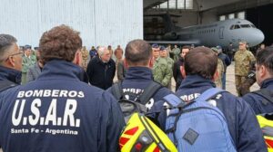 Misión internacional: la brigada de rescatistas de Santa Fe ya viaja a Venezuela con 8 toneladas de equipos técnicos