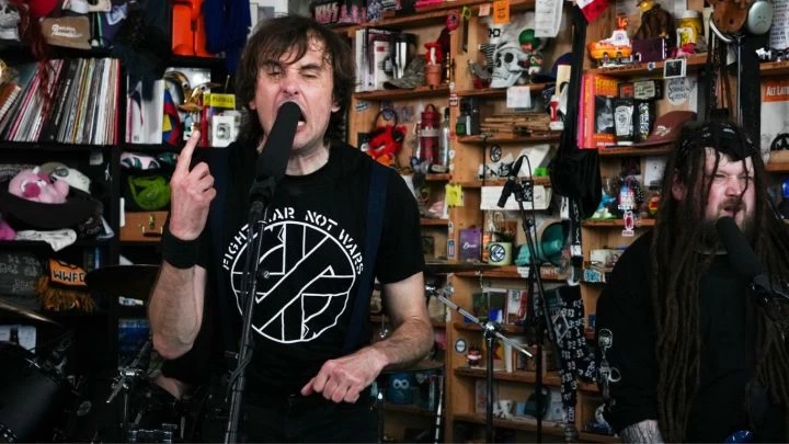 NAPALM DEATH DESCONTROLA