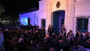 Conmemoración por el 210° aniversario de la Declaración de Independencia