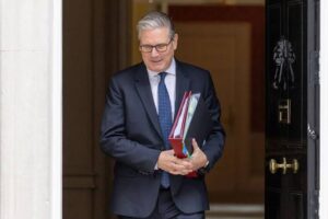 Starmer se disculpa con las madres e hijos traumatizados por décadas de adopciones forzadas en el Reino Unido