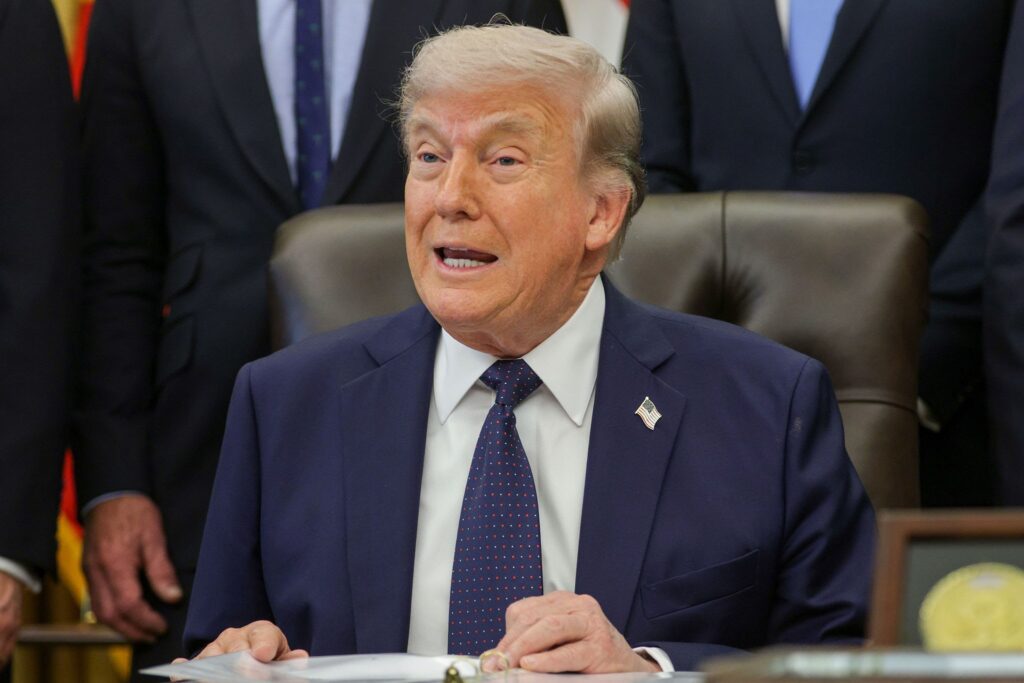 Trump reporta más de $1.400 millones en ingresos por negocios de criptomonedas