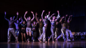 La Máquina Argentina de Danza llega a Lobos con «Algoritmo»