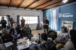 Situación de calle: municipio y UNR presentaron el proyecto de bibliotecas para los refugios