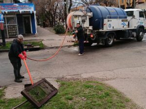 Alerta por tormentas: el municipio intensifica los trabajos de higiene en toda la ciudad