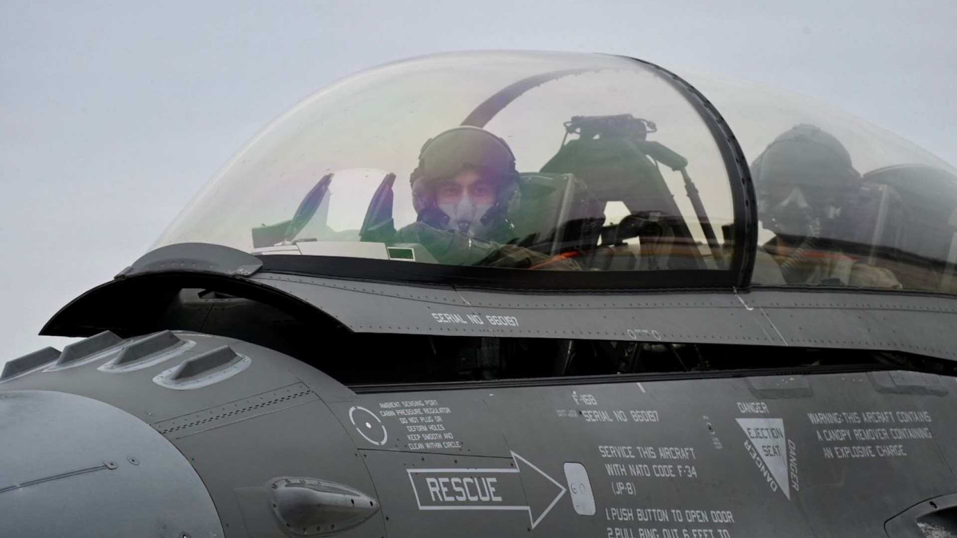 La República Argentina ya cuenta con sus primeros pilotos habilitados para volar el Sistema de Armas F-16