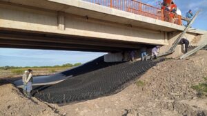 Con cuatro nuevos puentes de hormigón, la Provincia mejora la conexión entre Moussy y La Sarita