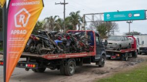 Plan de Ordenamiento: Provincia retiró vehículos abandonados de la Subcomisaría 18ª de Santa Fe
