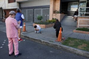 Un fuerte terremoto sacudió a Colombia, con reportes iniciales de daños en edificios de ciudades principales como Bogotá, Medellín y Cali.