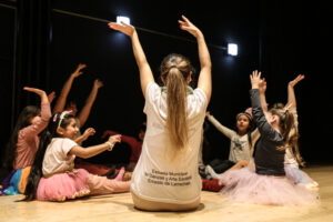 La Escuela Municipal de Danzas abre la inscripción para el ciclo integral en cinco distritos