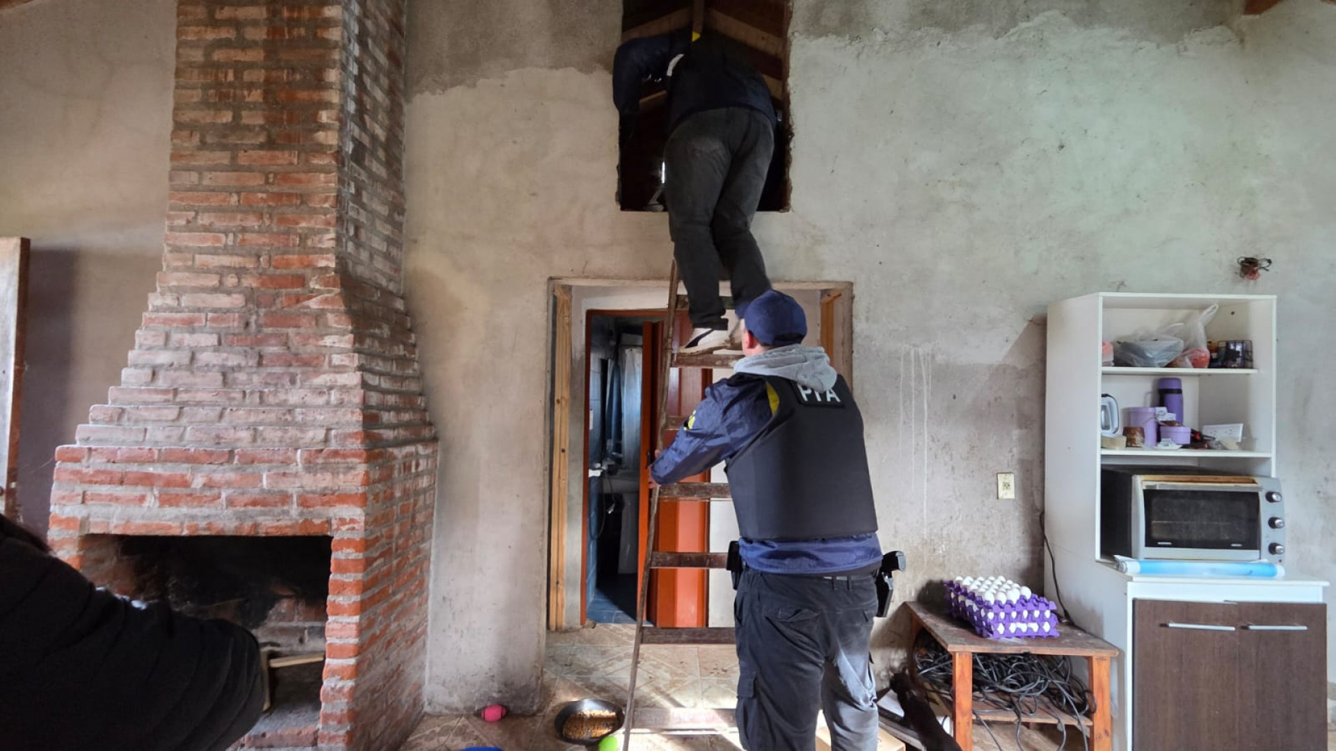 El DFI detuvo a un hombre acusado de amenazas contra La Embajada de México y ciudadanos de ese país