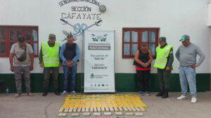 Gendarmería secuestró más de 93 kilos de cocaína y detuvo a dos personas en Salta