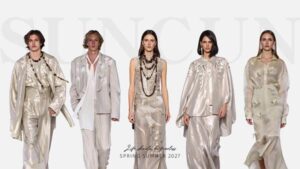 Zhang Turan regresa a Londres mientras SUNCUN completa el viaje de la semana de la moda en cuatro ciudades
