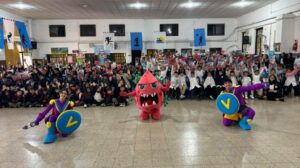 Vax Team: la campaña del gobierno de Pullaro para promover la vacunación en las infancias llegó a Acebal