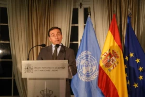 Albares se verá con su homólogo marroquí en Nueva York para abordar la situación en Ceuta