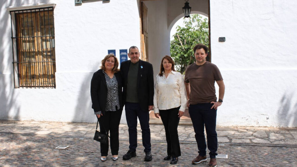Cifelli visitó la Casa Natal de Sarmiento y la sede cultural de Santa Lucía
