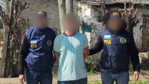 La madre ignoró el pedido de ayuda de su hija pero el colegio denunció: el DFI detuvo al tío de una menor por abuso sexual