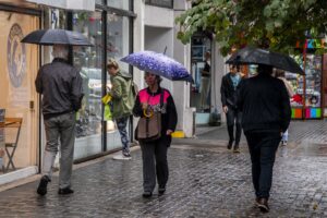 Rige doble alerta meteorológica por tormentas para la tarde y noche de este domingo 20 de septiembre