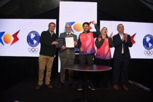 Rosario firmó el contrato que la designa sede de los Juegos Panamericanos Junior 2029