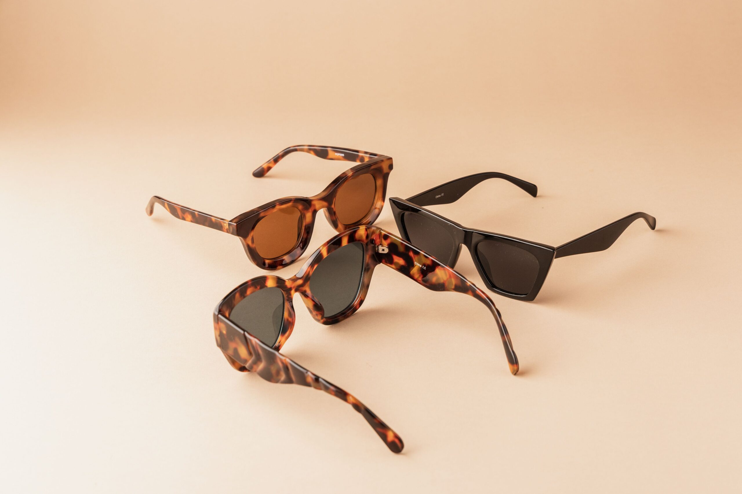 LENTES DE SOL PARA ESTA PRIMAVERA-VERANO: CAT-EYE, AVIADOR XXL Y CRISTALES QUE NO PIDEN PERMISO