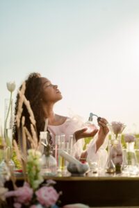 Perfumes primavera-verano 2026: las tendencias que llegan