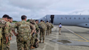 Tras 19 días volvió al país el contingente argentino que participó de la Operación Colombia de Ayuda Humanitaria