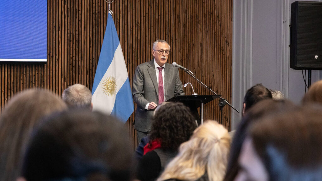 Más de 150 profesionales de Latinoamérica participan del III Simposio Argentino sobre Escherichia coli