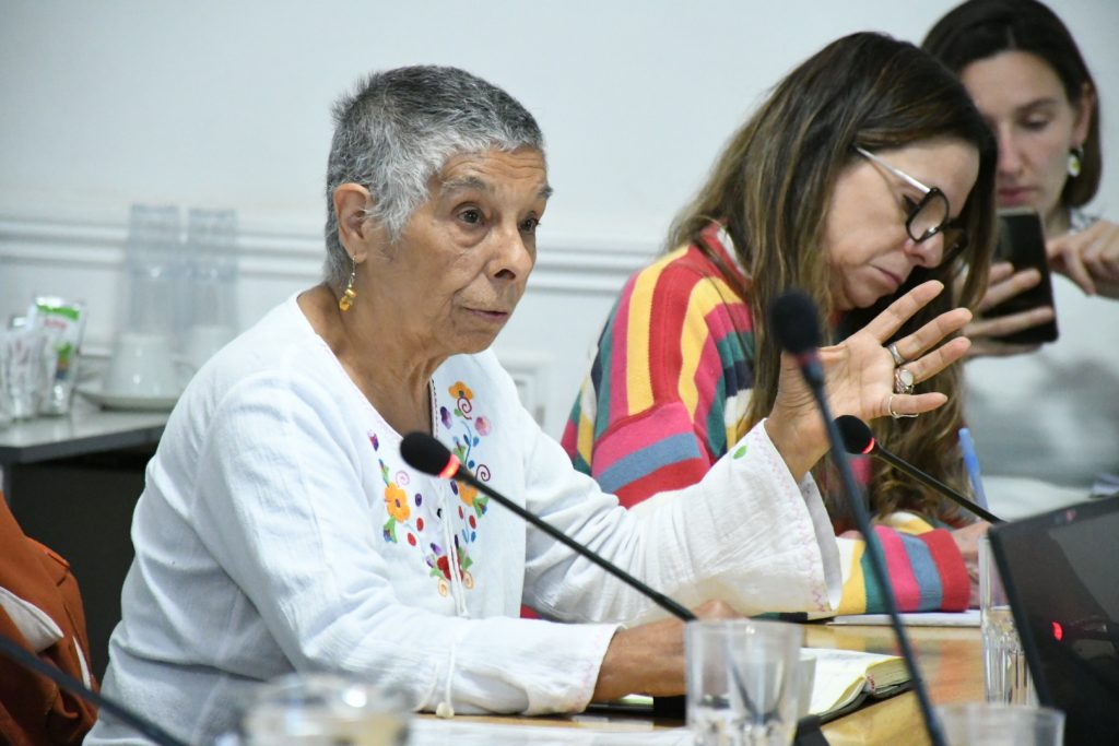 Audiencia con “Mujeres tras las rejas”