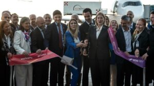 La Provincia recuperó la conexión aérea directa con Europa: “Hoy Rosario llega al mundo de manera ágil, rápida y económica”, afirmó Pullaro