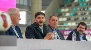 Pullaro presentó el sudamericano de Futsal en El Invencible Santa Fe: “La llama de los Juegos sigue encendida”