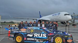 El Aeropuerto de Rosario vivió una tarde de automovilismo en la previa del regreso del Turismo Carretera
