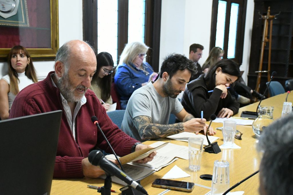 Salud mental y acompañamiento a personas mayores