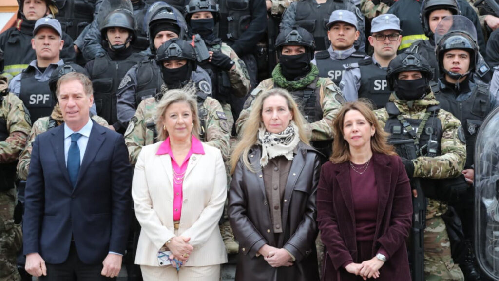 El gobierno concluyó la primera fase del traslado de internos al complejo penitenciario de Marcos Paz